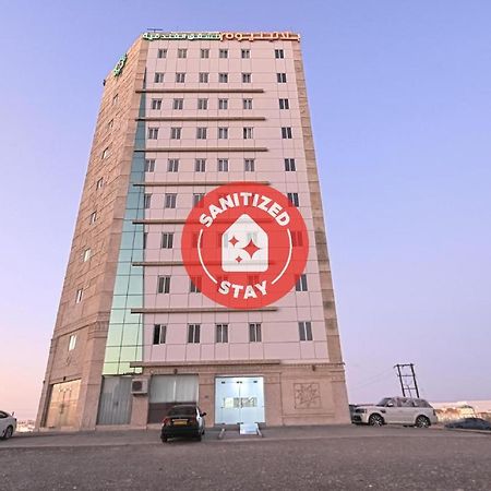 Platinium Hotel Apartments Seeb Bagian luar foto